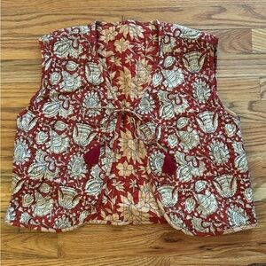 Reversible quilted vest